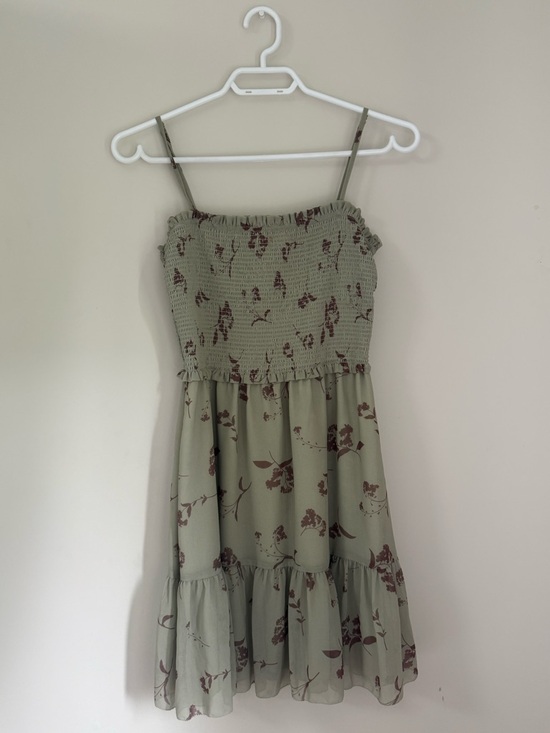 Wilfred Dresses & Skirts - WILFRED Tempest Sleeveless Mini Dress Floral Green